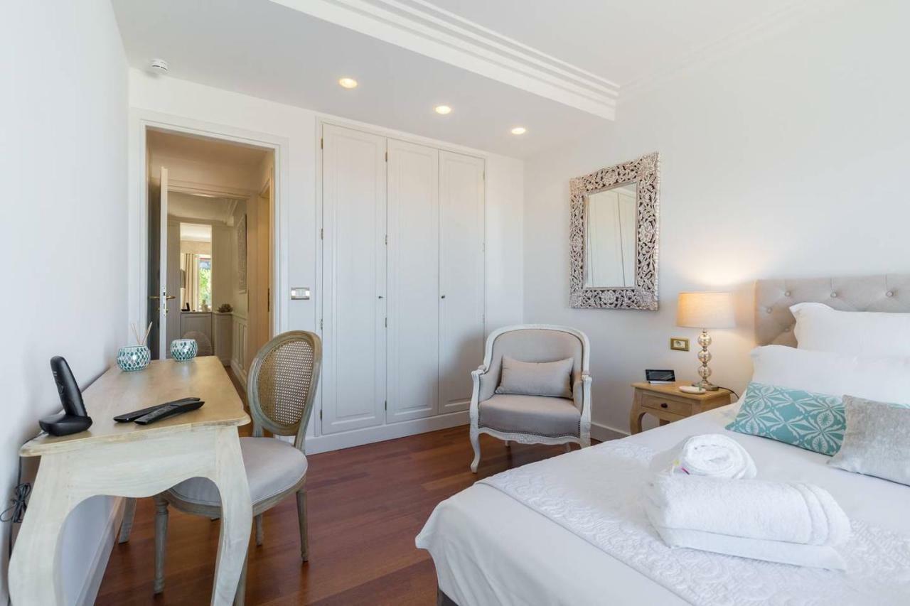 Apartamento Le Corot Beaulieu-sur-Mer Exterior foto